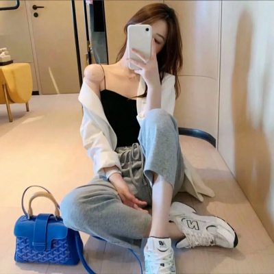 服装店的故事 海报